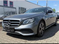Grau Gebraucht 2017 Mercedes E220 Avantgarde Limousine | 22.500 € (Guter Preis)