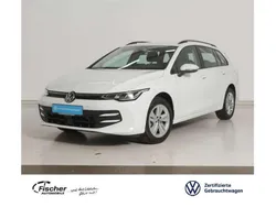Weiss Gebraucht 2024 VW Golf VIII Life Kombi | 23.440 € (Fairer Preis)