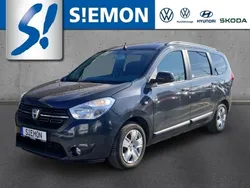 Grau Gebraucht 2021 Dacia Lodgy Comfort Van / Kleinbus | 16.430 € (Teuer)