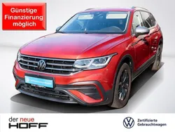 Rot Gebraucht 2024 VW Tiguan Allspace Move SUV | 39.975 € (Superpreis)