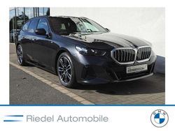 Sophistograu brillanteffekt Gebraucht 2025 BMW 540 M Sport Kombi | 65.380 € (Guter Preis)