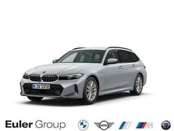 Grau Gebraucht 2022 BMW 320e Performance Kombi | 28.899 € (Guter Preis)