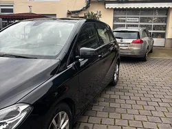 Schwarz Gebraucht 2013 Mercedes B180 Van / Kleinbus | 12.000 € (Fairer Preis)