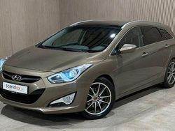 Braun Gebraucht 2011 Hyundai i40 Limousine | 4.700 € (Fairer Preis)