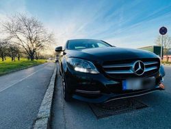 Schwarz Gebraucht 2015 Mercedes C180 Limousine | 16.200 € (Fairer Preis)