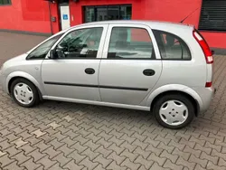 Silber Gebraucht 2003 Opel Meriva Van / Kleinbus | 1.900 € (Fairer Preis)