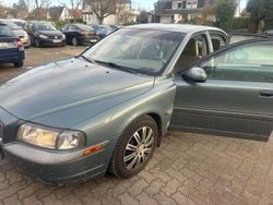 Grün Gebraucht 2002 Volvo S80 Limousine | 2.999 € (Fairer Preis)