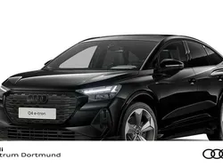 Mythosschwarz metallic Gebraucht 2025 Audi e-tron SUV | 73.890 €