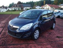 Blau Gebraucht 2010 Opel Meriva Edition Van / Kleinbus | 2.999 € (Fairer Preis)