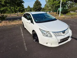 Weiß Gebraucht 2010 Toyota Avensis Executive Kombi | 5.299 € (Fairer Preis)