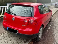 Rot Gebraucht 2003 VW Golf IV Trendline Limousine | 1.490 € (Superpreis)