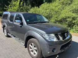 Grau Gebraucht 2011 Nissan Navara Abholung | 12.990 € (Fairer Preis)
