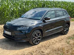 Schwarz Gebraucht 2021 Skoda Karoq SportLine SUV | 31.000 € (Etwas zu teuer)