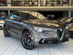 Grau Gebraucht 2017 Alfa Romeo Stelvio Quadrifoglio SUV | 39.990 € (Fairer Preis)