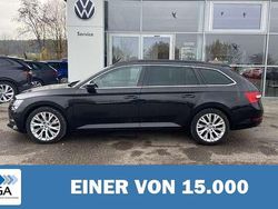 Schwarz metallic Gebraucht 2022 Skoda Superb Kombi | 28.830 € (Etwas zu teuer)