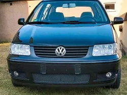 Schwarz Gebraucht 2000 VW Polo Kleinwagen | 2.000 € (Teuer)