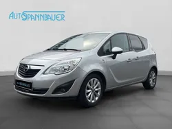 Silber Gebraucht 2012 Opel Meriva Van / Kleinbus | 4.490 € (Guter Preis)