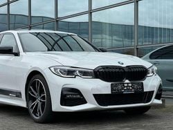 Weiß Gebraucht 2019 BMW 330 M Sport Limousine | 31.990 € (Guter Preis)