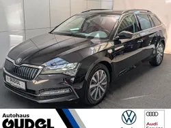 Schwarz Gebraucht 2022 Skoda Superb Ambition Kombi | 24.640 € (Fairer Preis)