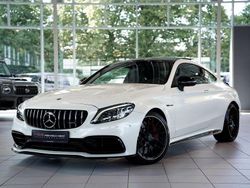 Weiß Gebraucht 2019 Mercedes C63 AMG AMG Coupé | 68.900 €