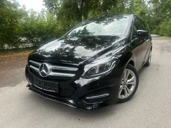 Schwarz Gebraucht 2018 Mercedes B200 Urban Van / Kleinbus | 19.490 € (Guter Preis)