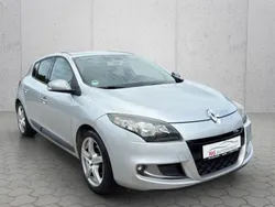 Grau Gebraucht 2010 Renault Mégane GT Line Dynamique Limousine | 3.999 € (Fairer Preis)