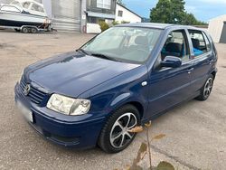 Blau Gebraucht 2001 VW Polo Kleinwagen | 1.700 € (Fairer Preis)