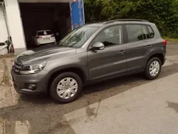 Grau Gebraucht 2014 VW Tiguan Trendline SUV | 11.990 € (Guter Preis)
