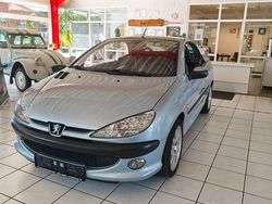 Silber Gebraucht 2002 Peugeot 206 CC Cabrio | 3.950 €