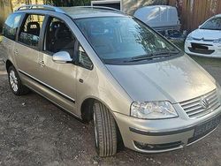 Gold Gebraucht 2009 VW Sharan Comfortline Van / Kleinbus | 6.000 €