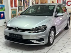 Silber Gebraucht 2019 VW Golf VII Trendline Limousine | 16.300 € (Fairer Preis)