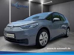 Grau Gebraucht 2023 VW ID.3 Pro Performance Kleinwagen | 28.970 € (Fairer Preis)
