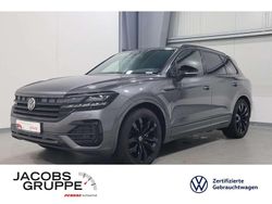 Grau Gebraucht 2023 VW Touareg R-line SUV | 61.920 € (Fairer Preis)