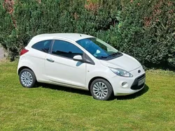 Weiß Gebraucht 2010 Ford Ka Kleinwagen | 2.950 € (Fairer Preis)