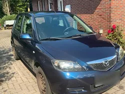 Blau Gebraucht 2007 Mazda 2 Kleinwagen | 1.300 €