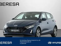 Blau Neu 2025 Hyundai i20 Trend Limousine | 19.430 € (Guter Preis)