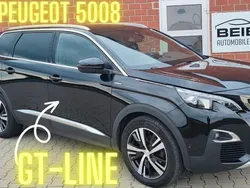 Lackierung schwarz perla nera/ Gebraucht 2020 Peugeot 5008 GT-line Van / Kleinbus | 26.890 € (Teuer)