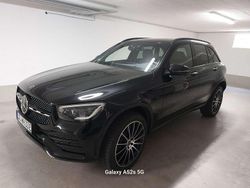 Schwarz Gebraucht 2020 Mercedes GLC300e AMG line SUV | 39.900 € (Fairer Preis)