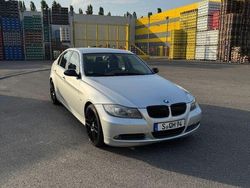 Silber Gebraucht 2005 BMW 325 Limousine | 4.900 € (Guter Preis)
