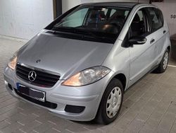Silber Gebraucht 2007 Mercedes A180 Elegance Van / Kleinbus | 4.400 € (Fairer Preis)