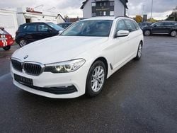 Weiß Gebraucht 2018 BMW 520 Sport Line Kombi | 16.950 € (Guter Preis)