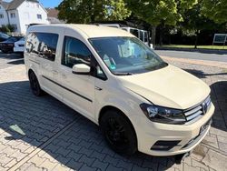 Beige Gebraucht 2016 VW Caddy Maxi Van / Kleinbus | 6.890 € (Etwas zu teuer)