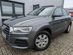 Grau Gebraucht 2018 Audi Q3 Comfort SUV | 17.990 € (Guter Preis)