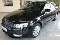 Schwarz metallic Gebraucht 2016 Skoda Octavia Ambition Limousine | 13.888 € (Fairer Preis)
