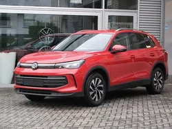 Rot Neu 2025 VW Tiguan Life SUV | 39.990 € (Guter Preis)