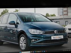 Grün Gebraucht 2018 VW Golf Sportsvan Van / Kleinbus | 15.380 € (Guter Preis)