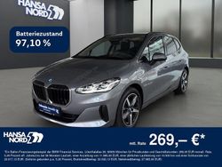 Grau Gebraucht 2023 BMW 225 Sport Line Limousine | 39.950 €