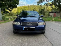 Blau Gebraucht 1998 Audi A4 Limousine | 1.500 € (Superpreis)