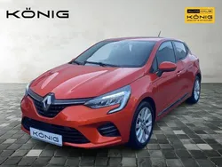 Orange Gebraucht 2020 Renault Clio V Experience Limousine | 10.999 € (Guter Preis)