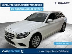 Weiß Gebraucht 2020 Mercedes C220 Avantgarde Limousine | 21.690 € (Superpreis)